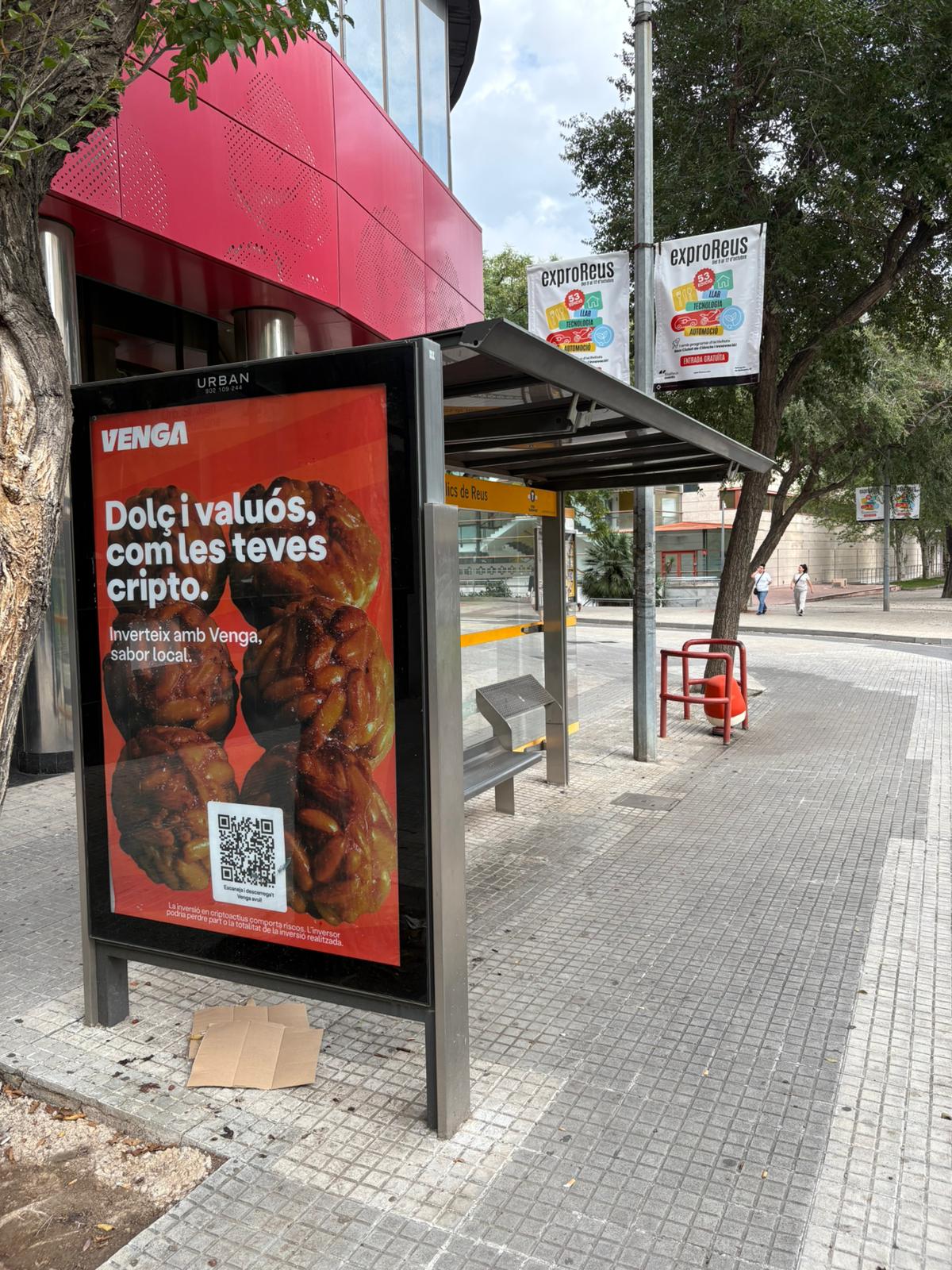 Auditoría de marquesina publicitaria en avenida Marià Fortuny, Reus