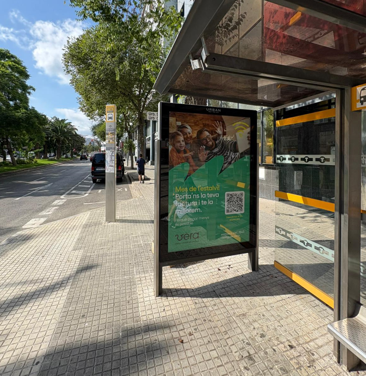 Auditoría de marquesina publicitaria en plaça Pompeu Fabra, Reus
