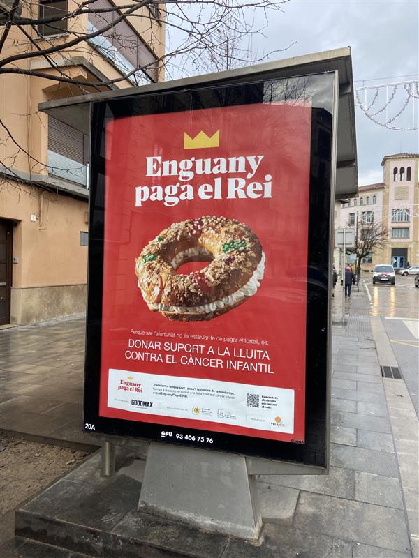 Ejemplo de campaña en una marquesina de la Rambla Sant Domènec en Vic
