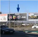 Valla publicitaria de 8 x 3 metros en la glorieta de Hipercas de la calle Argentina, junto a los concesionarios y al McDonald's, Alcorcón