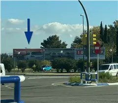 Vallas en la carretera de Logroño N-232, Venta del Olivar, Zaragoza