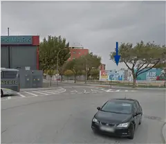 Valla publicitaria de gran formato en la rotonda de José Abascal de Albacete, junto al supermercado Eroski