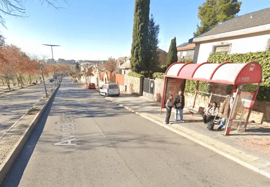 Publicidad exterior en la Avenida de España, Coslada