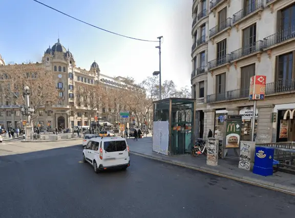 Publicidad exterior en Eixample