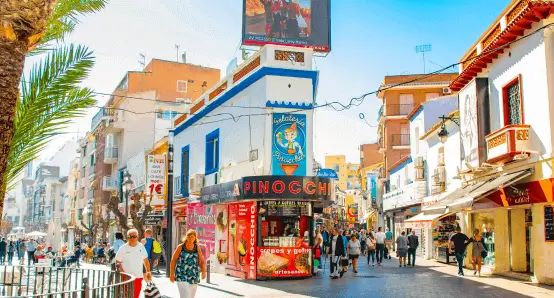 Publicidad exterior en el centro histórico