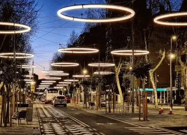 Publicidad exterior en la Avenida Mediterráneo