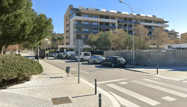 Publicidad exterior en Av. Europa y Les Comes Vallas de gran formato en Av. Europa y polígono Les Comes