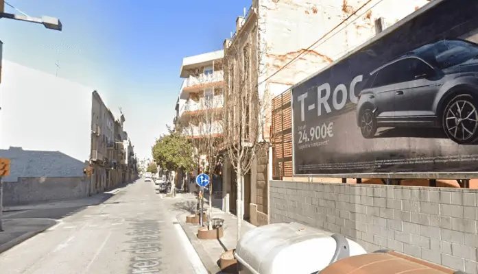 Publicidad exterior en Mestre Muntaner y entorno Sant Josep Vallas urbanas cerca de Caprabo y ejes residenciales