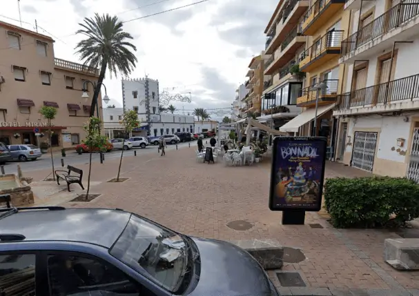 Publicidad exterior en Cap Martí, Tosalet y Balcón al Mar Publicidad exterior en Cap Martí, Tosalet y Balcón al Mar