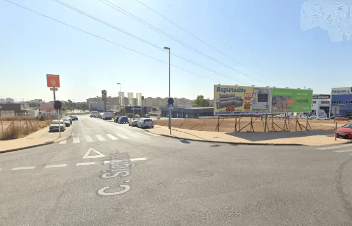 Soportes publicitarios en Teatinos, Málaga