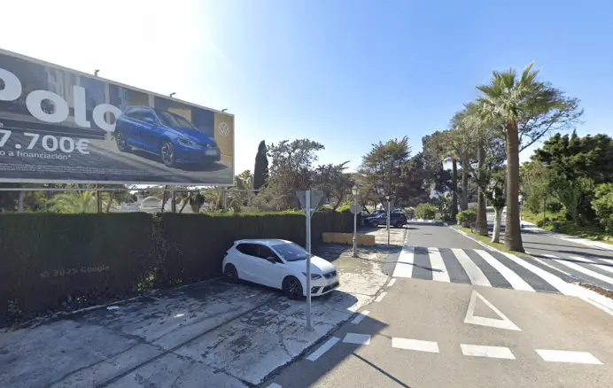 Vallas y mupis en Elviria, Cabopino y Pinomar