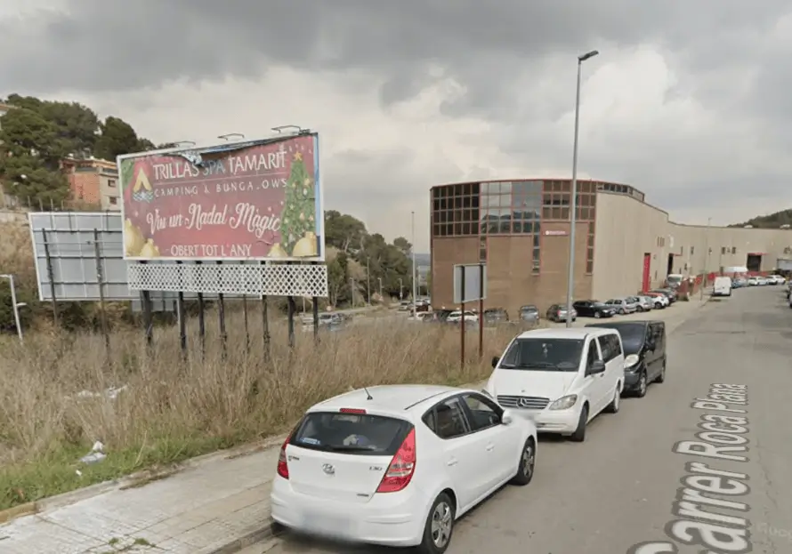 Vallas en la Ferreria, El Coll, Can Tapioles y la carretera Vella de Sabadell, zona industrial de Montcada i Reixac