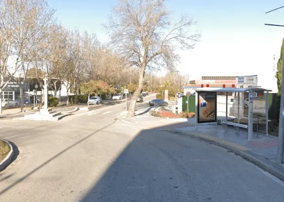 Avenida de la Constitución y Gran Vía Eje comercial principal de Navalcarnero