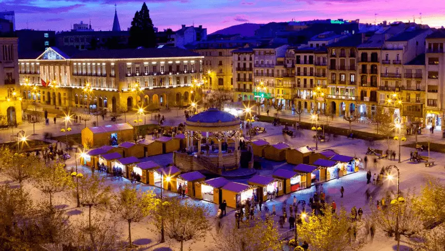 Publicidad exterior en el Casco Antiguo de Pamplona Publicidad exterior en el Casco Antiguo de Pamplona