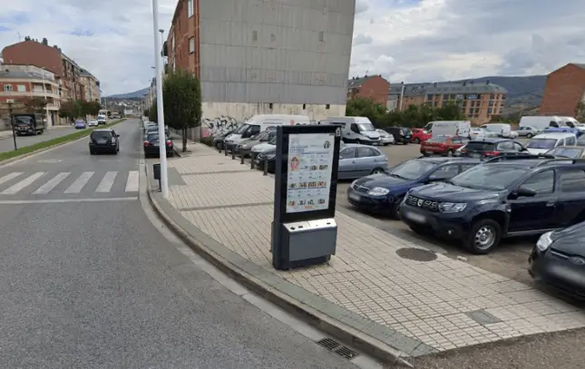 Pack centro histórico y Castillo Pack de mupis en el centro histórico de Ponferrada