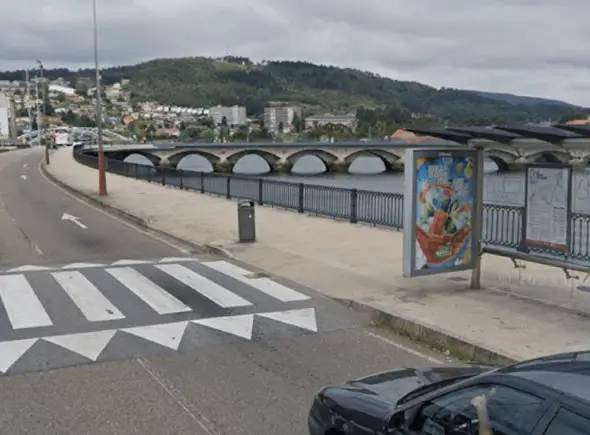 Publicidad exterior en Av. Bos Aires y Ponte do Burgo OOH en Bos Aires y Ponte do Burgo, Pontevedra