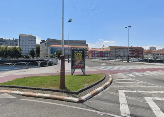 Publicidad exterior en Campolongo y Pazo da Cultura OOH en Campolongo y Pazo da Cultura, Pontevedra