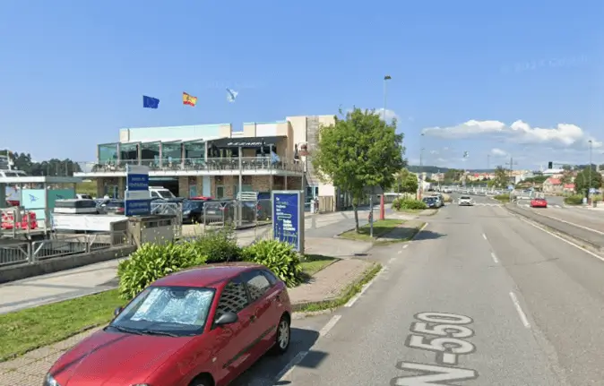 Publicidad exterior en Uruguay, Paseo de Colón y Corvaceiras OOH en Uruguay y zona marítima, Pontevedra