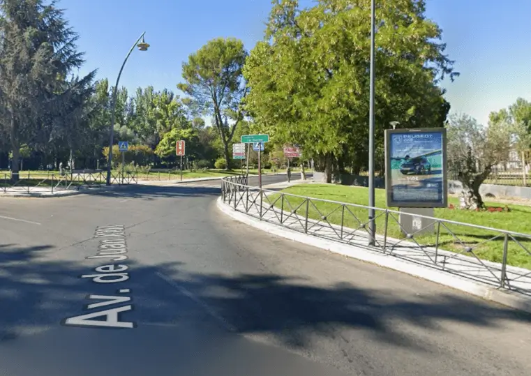 Pantallas digitales y vallas en la Ciudad de la Imagen, el distrito audiovisual de Pozuelo de Alarcón