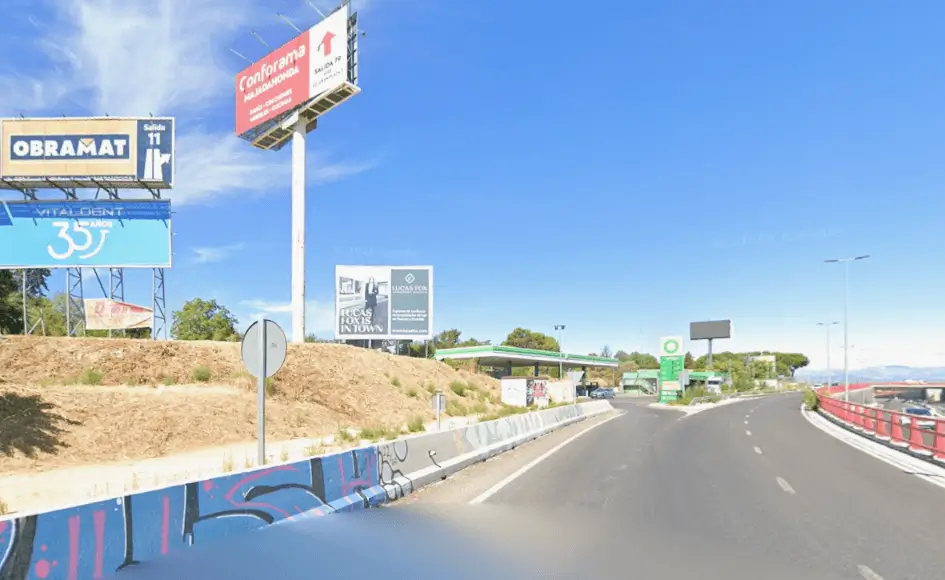 Vallas de gran formato en las carreteras M-502 y M-503, los accesos con más tráfico de Pozuelo de Alarcón