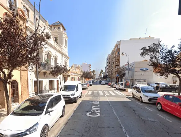 Publicidad exterior en Carretera Barcelona y Avenida Cataluña Publicidad exterior en Carretera Barcelona y Avenida Cataluña