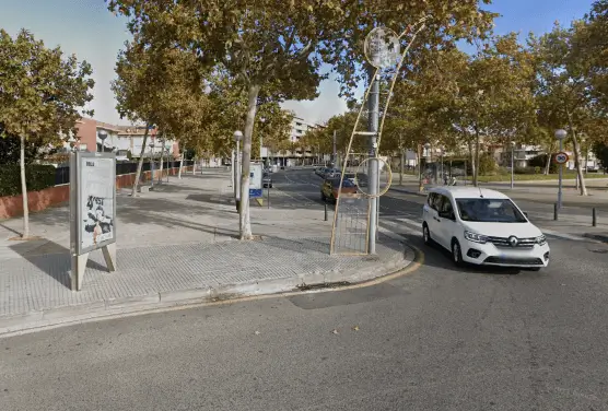 Publicidad exterior en el Sector Residencial de Vila-Seca Soportes publicitarios en el Sector Residencial de Vila-Seca