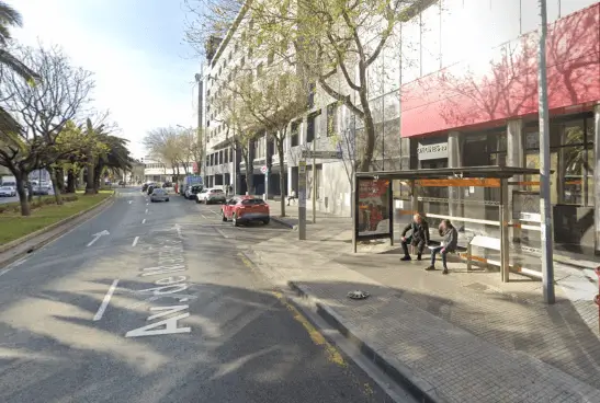 Publicidad exterior en la Avinguda de Marià Fortuny, Reus Publicidad exterior en la Avinguda de Marià Fortuny, Reus