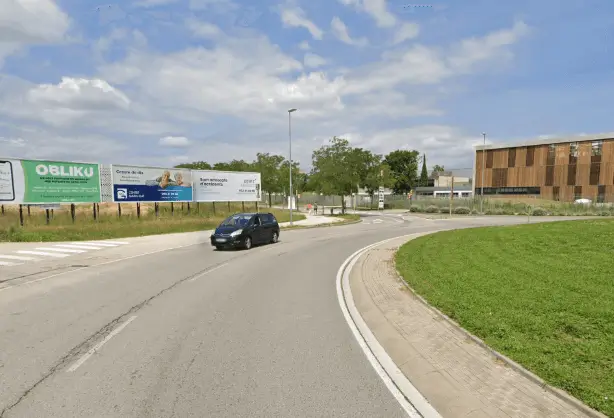 Publicidad exterior en la Avenida de la Pau