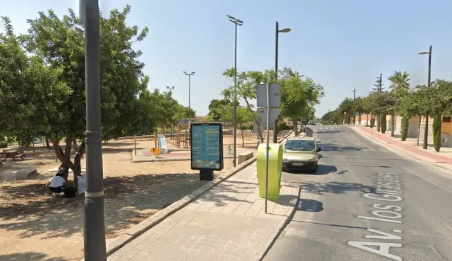 Publicidad exterior en Girasoles y Haygón Marquesinas y mupis en barrios residenciales