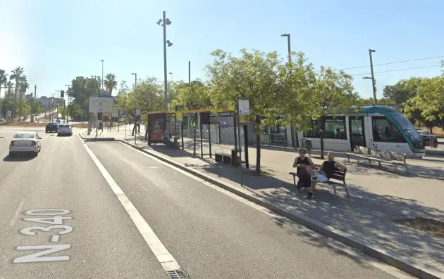 Publicidad exterior en límites de Sant Just Desvern