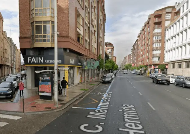 Marquesinas en Peñacastillo, La Albericia y la avenida de Cantabria, los grandes barrios residenciales y comerciales del oeste de Santander