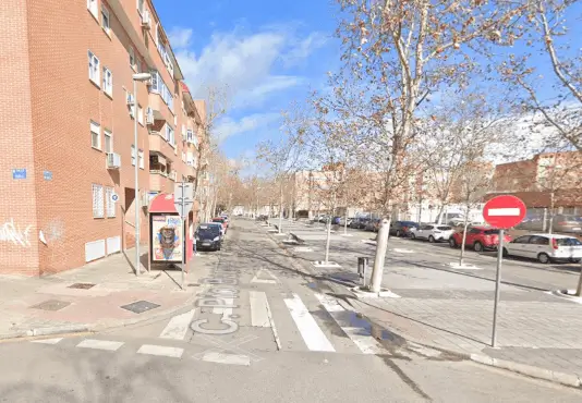 Publicidad exterior en el Casco Urbano y C/ Parla Publicidad exterior en el centro urbano de Valdemoro