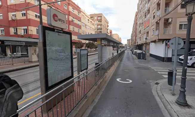 Publicidad exterior en Poblats Marítims-Avenida del Puerto-Marina-Las Arenas