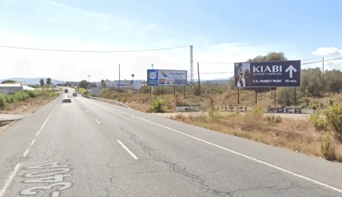 Publicidad exterior en la Carretera N-340