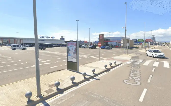 Publicidad exterior en el Centro Comercial Portal Mediterráneo