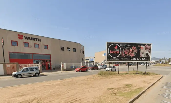 Publicidad exterior Avenida Marina Sant Boi