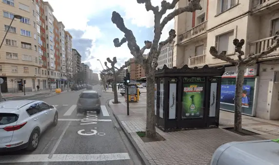 Publicidad en el Centro Histórico de Burgos Soportes publicitarios en el Centro Histórico de Burgos