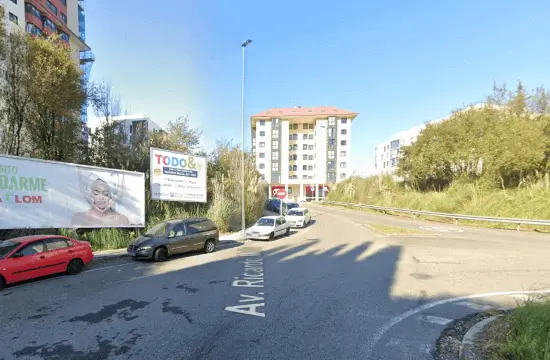 Publicidad exterior Urbanización Navia Vigo