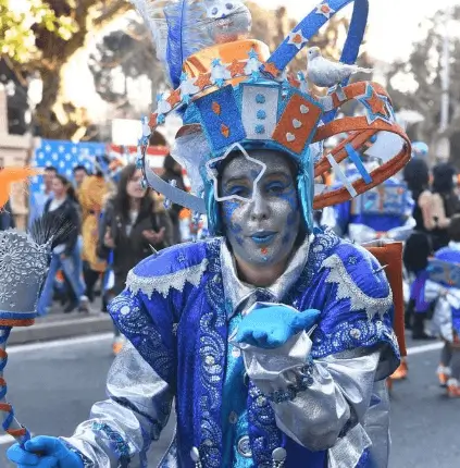 Carnaval de A Coruña Desfile de Carnaval en calles coruñesas