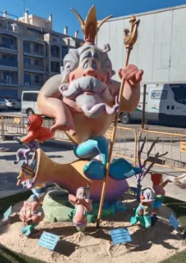 Fallas locales en La Pobla de Farnals