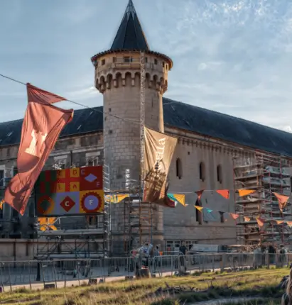 Publicidad exterior durante el Festival de Verano en Alcorcón Publicidad exterior en el Festival de Verano en Alcorcón