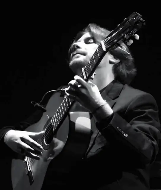 Publicidad exterior en el Festival de Música Mediterránea Publicidad exterior durante el Festival de Música Mediterránea en Alicante