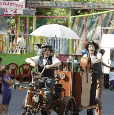 Publicidad exterior en el Festival de Cuentos de Avilés