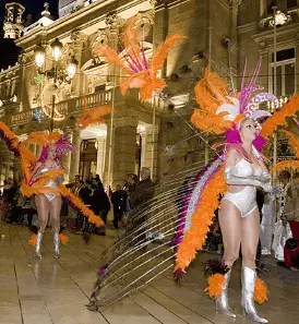 Publicidad exterior durante el Carnaval de Cartagena Publicidad exterior durante el Carnaval de Cartagena