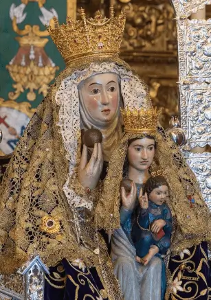 Soportes activos durante la festividad de Santa Ana, patrona de Dos Hermanas, cada 26 de julio