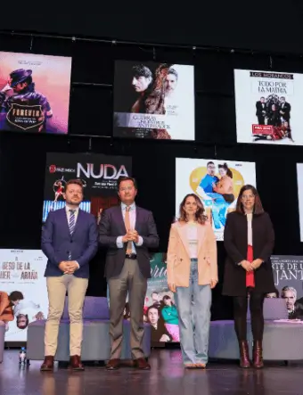 Publicidad exterior durante el Festival de Cine y Cultura en El Ejido