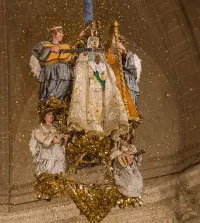 Publicidad durante el Misteri d'Elx de Elche