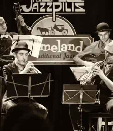 Publicidad exterior en el Festival Internacional de Jazz de Gandía