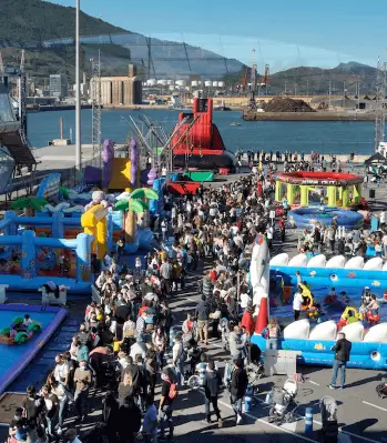 Publicidad exterior durante la Feria del Puerto en Getxo Publicidad exterior en Getxo Feria del Puerto