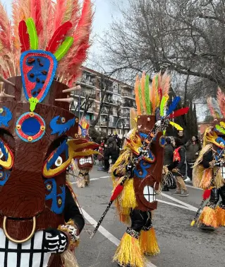 Publicidad exterior en los Carnavales de Leganés Publicidad exterior en los Carnavales de Leganés